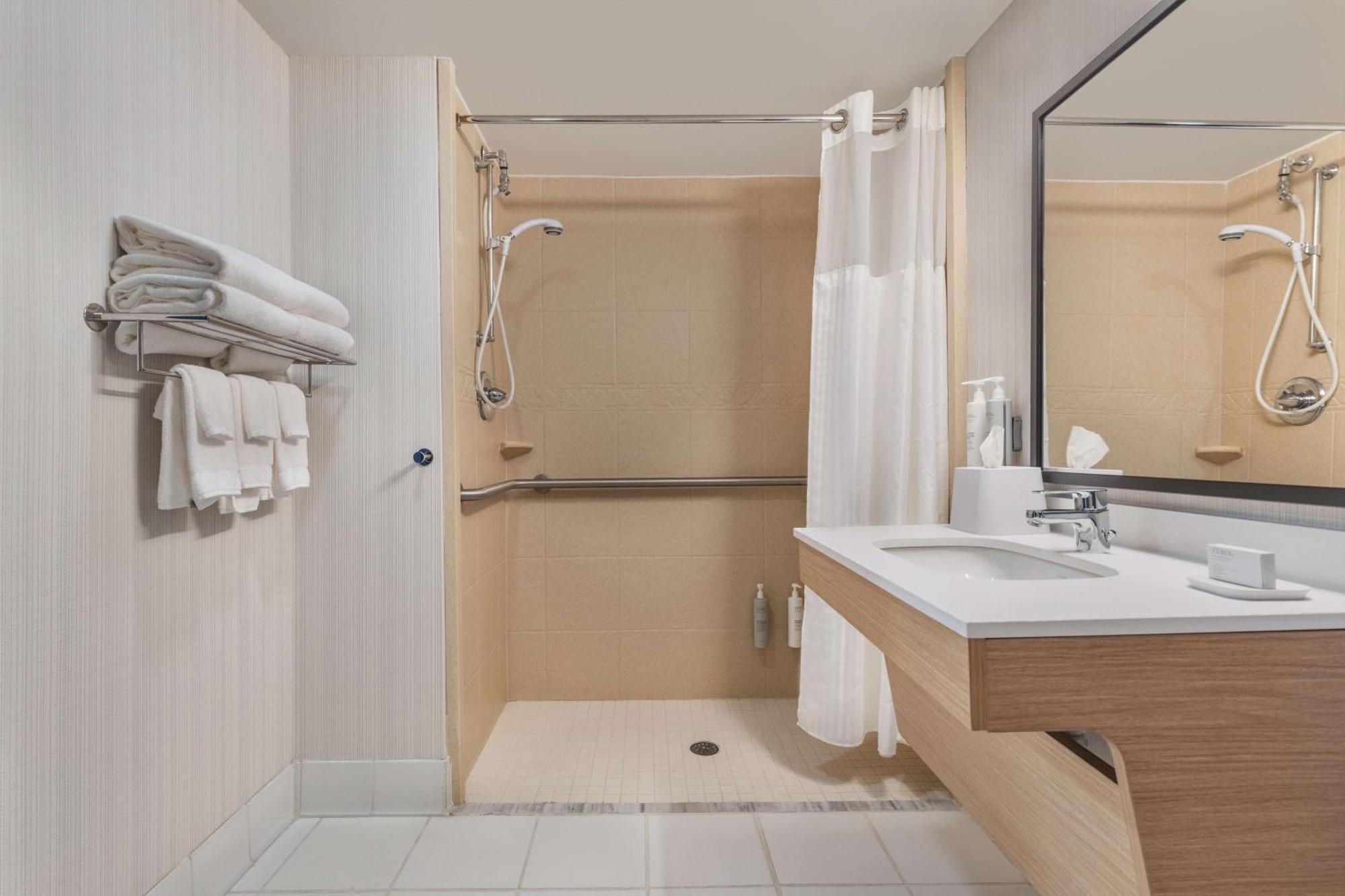 Spark By Hilton Charlotte Tyvola I-77 Eksteriør billede