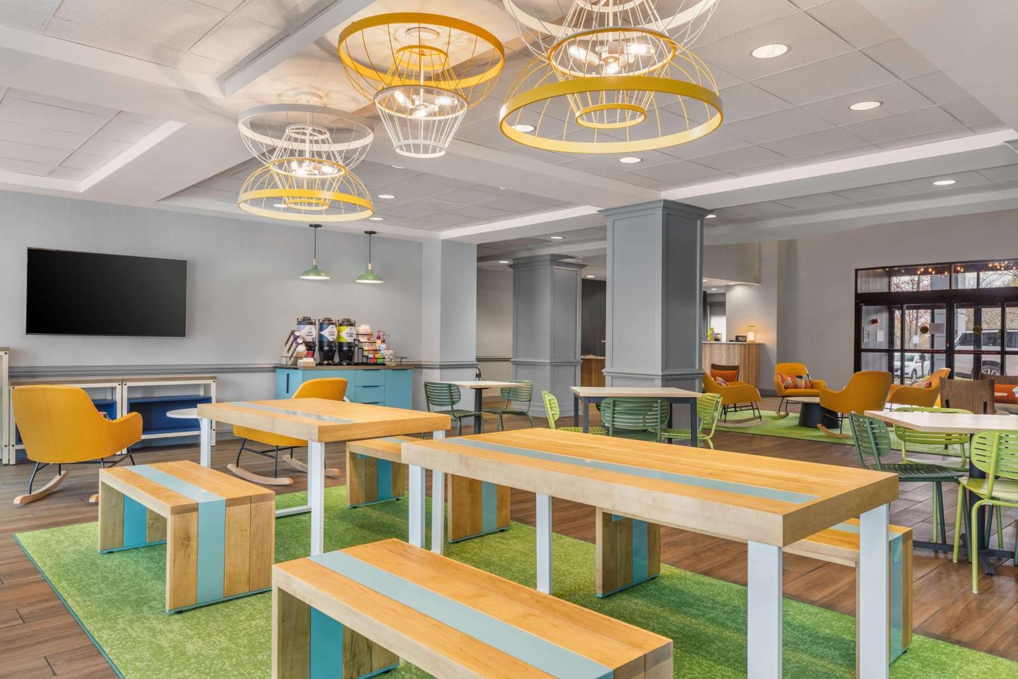 Spark By Hilton Charlotte Tyvola I-77 Eksteriør billede