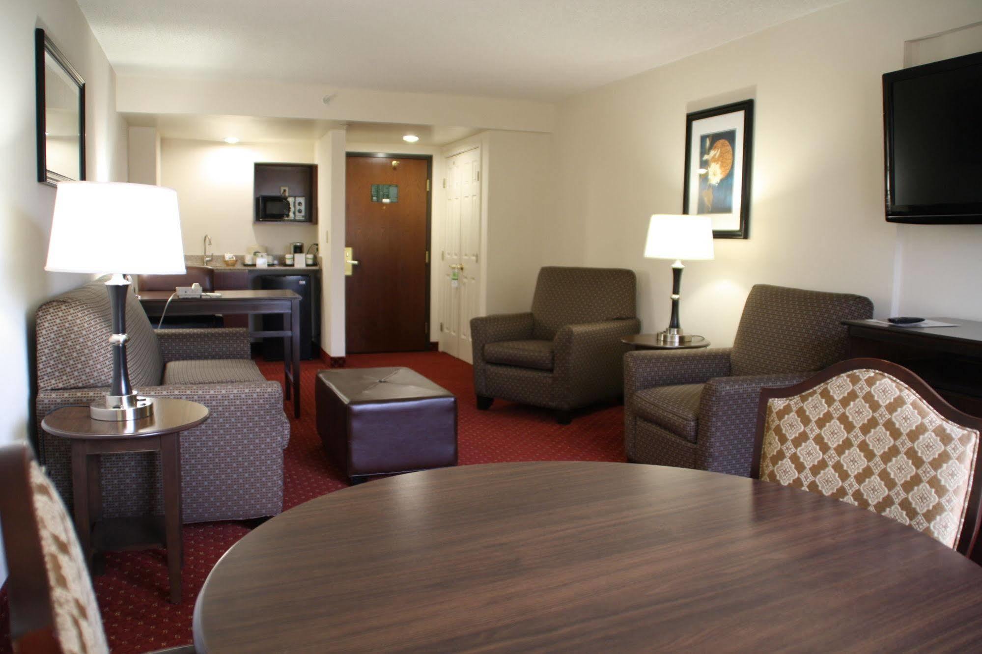 Spark By Hilton Charlotte Tyvola I-77 Eksteriør billede